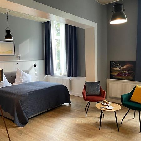 Hotel Alte Navigationsschule Rhauderfehn Dış mekan fotoğraf